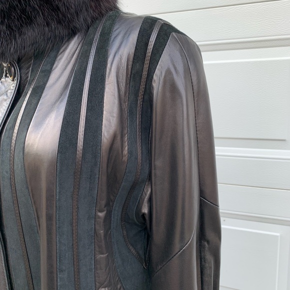 Studio Guy Laroche brown leather coat with mink collar - Picture 9 of 17